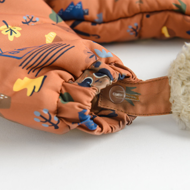 Космонавт, цвят: Бежов