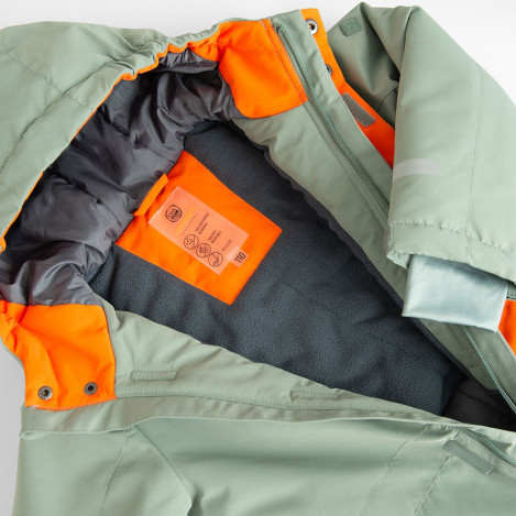 Космонавт, цвят: Зелен