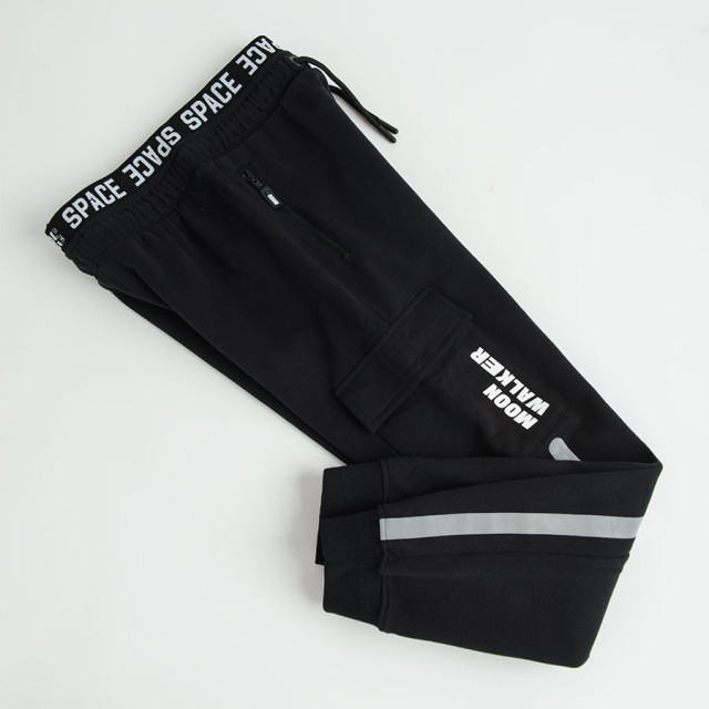 Спортен панталон NASA, цвят: Черен