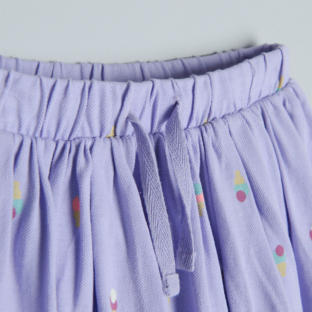 Пола, цвят: Жълт