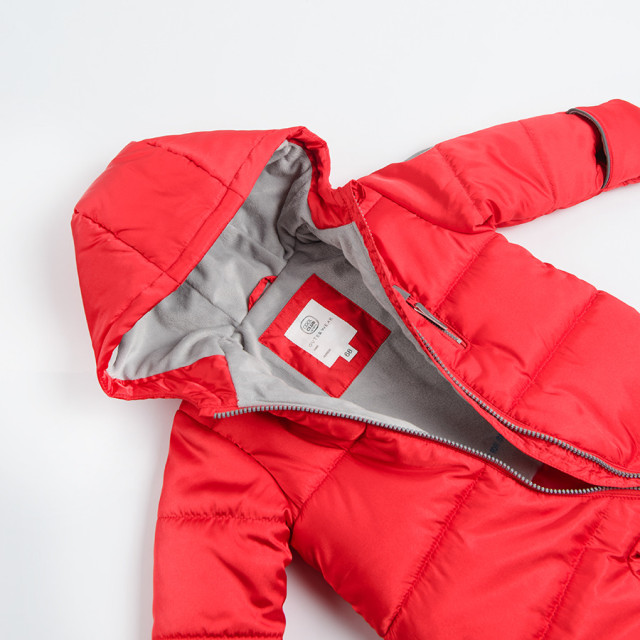 Космонавт, цвят: Червен