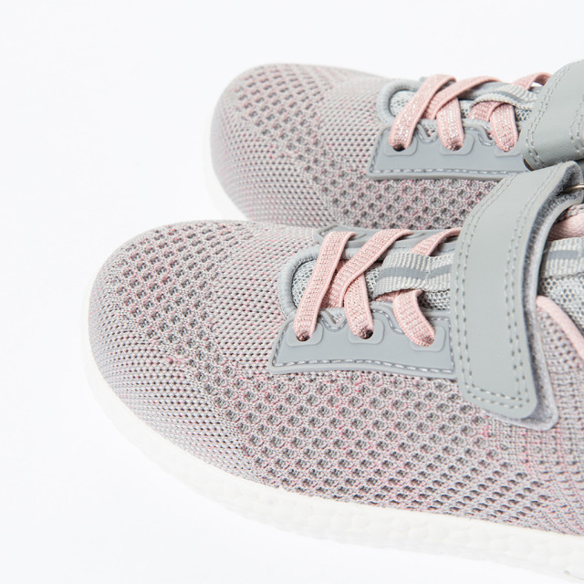 Спортни обувки, цвят: Светло сив