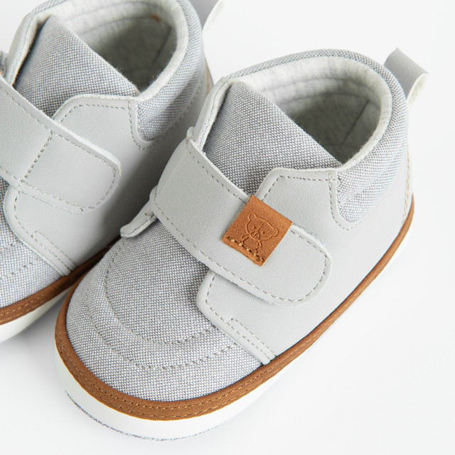 Пантофи, цвят: Светло сив