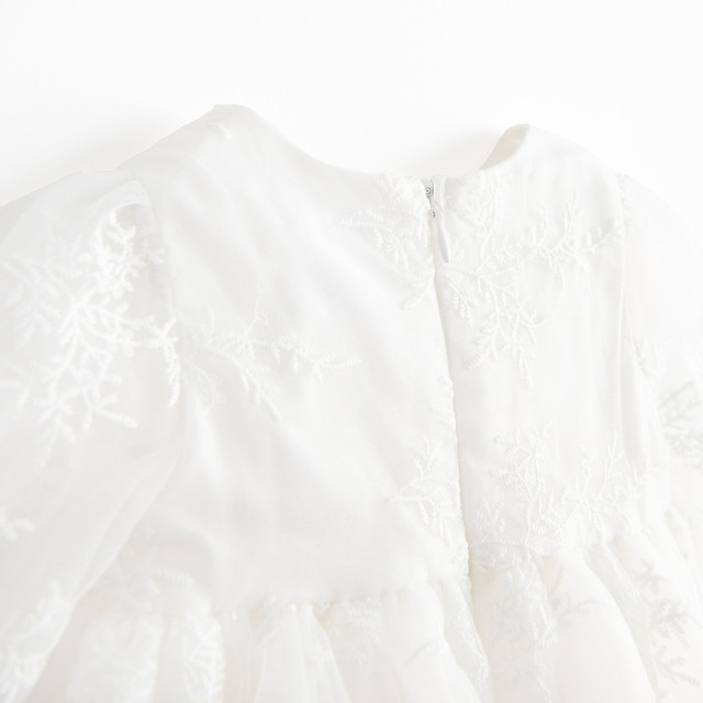 Рокля с дълъг ръкав, цвят: Бял