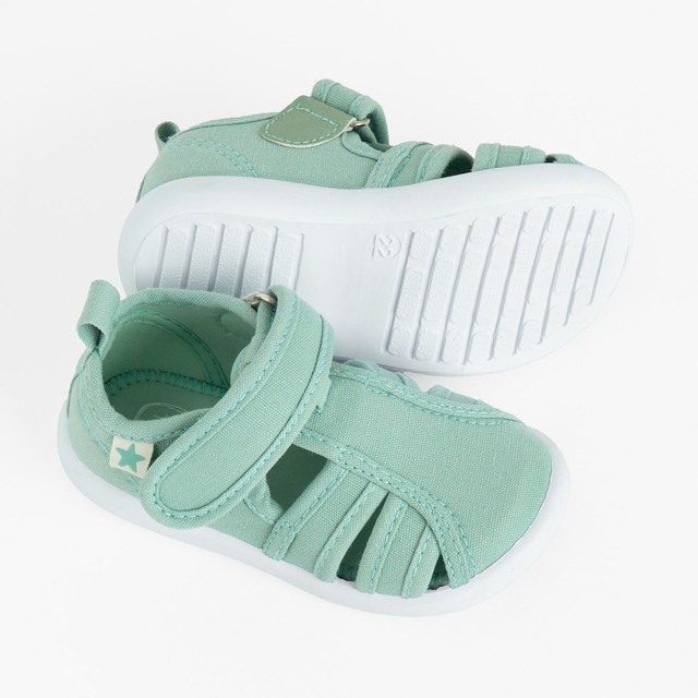 Пантофи, цвят: Зелен