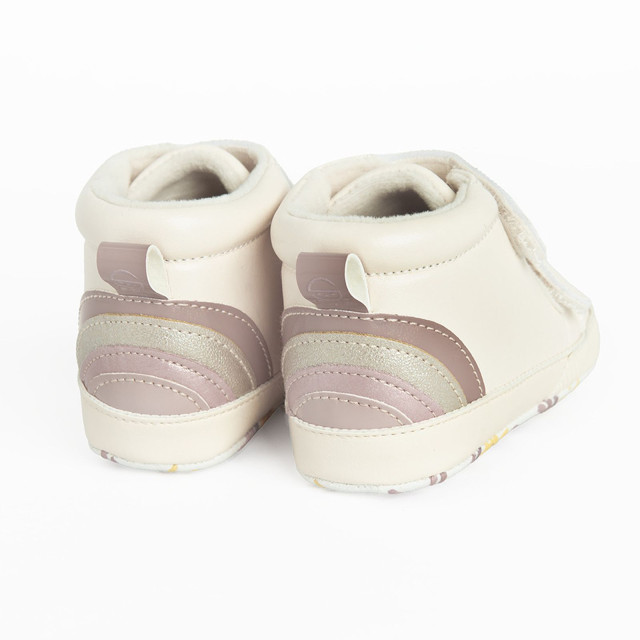 Пантофи, цвят: Бял