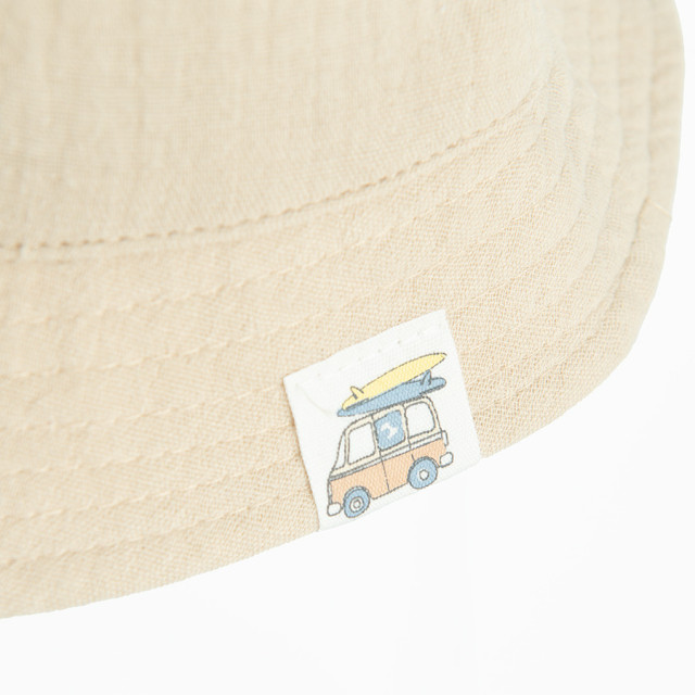 Шапка, цвят: Бежов