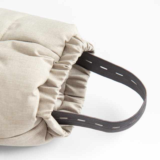 Космонавт, цвят: Черен