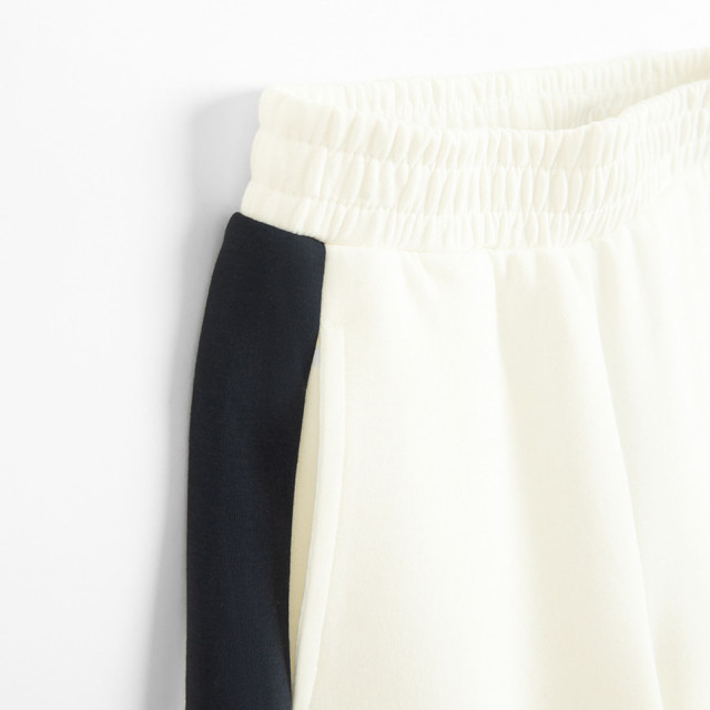 Спортен панталон LILO&STITCH, цвят: Бял