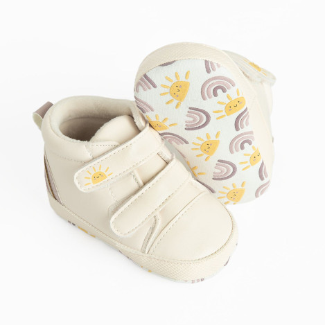 Пантофи, цвят: Бял