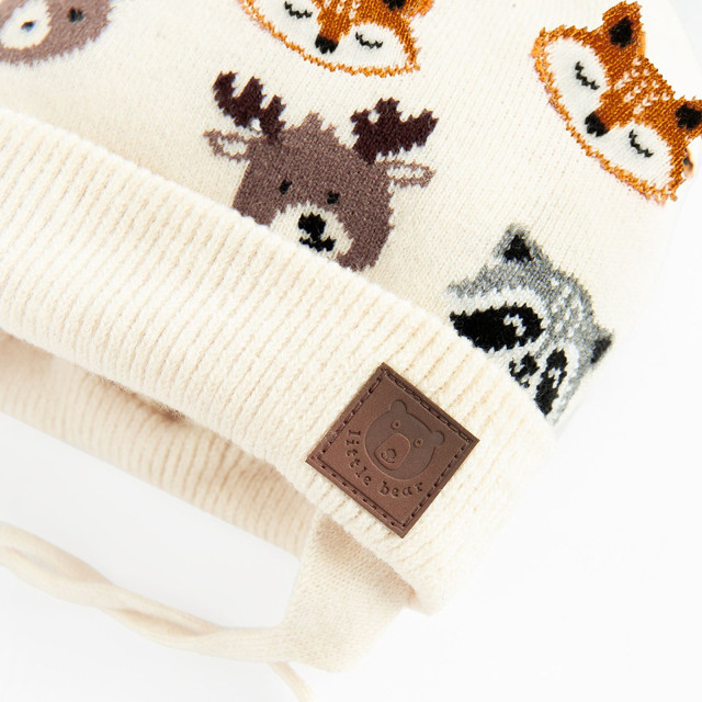 Шапка, цвят: Бежов