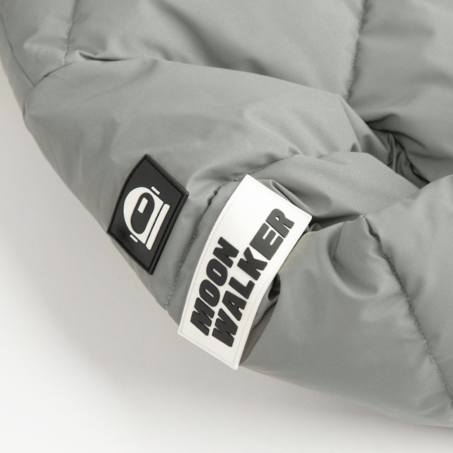 Яке NASA, цвят: Сребрист