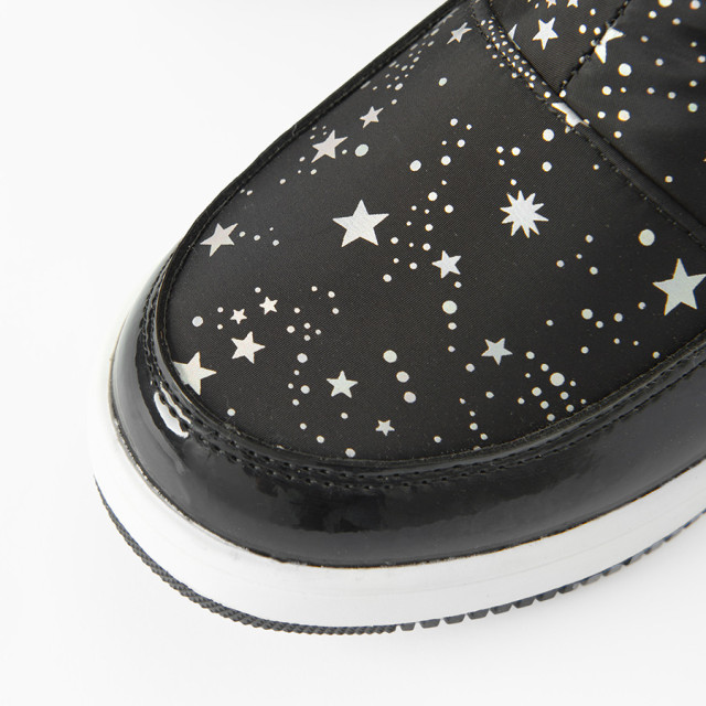 Зимни ботуши, цвят: Черен