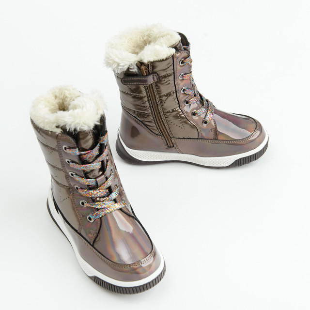 Ботуши, цвят: Бежов