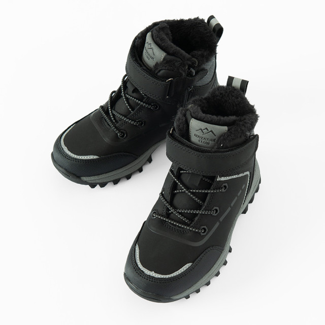 Ботуши, цвят: Черен