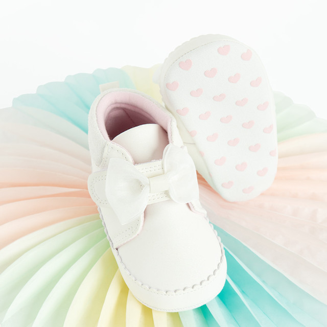 Пантофи, цвят: Бял