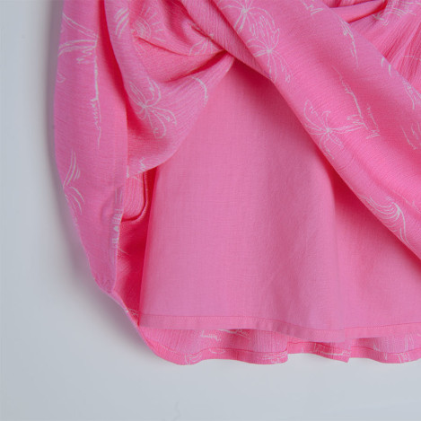 Пола, цвят: Цикламен