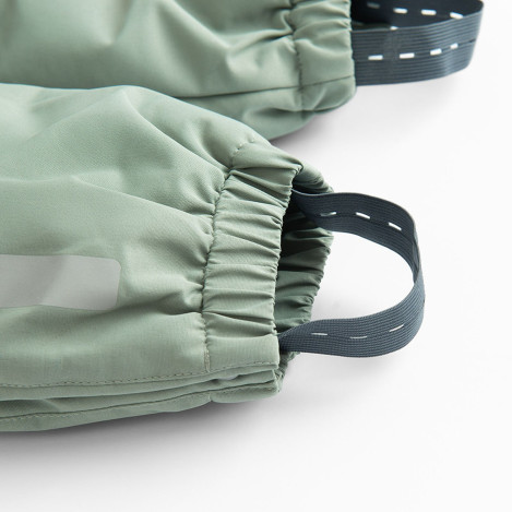 Космонавт, цвят: Зелен