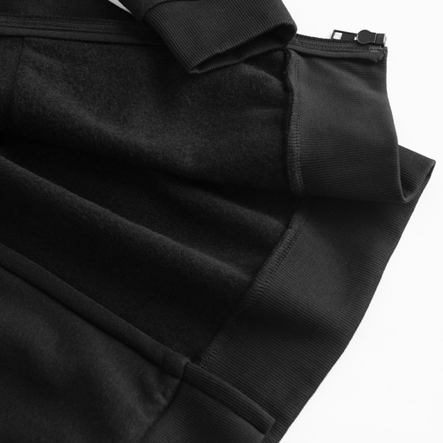 Суитчър, цвят: Черен