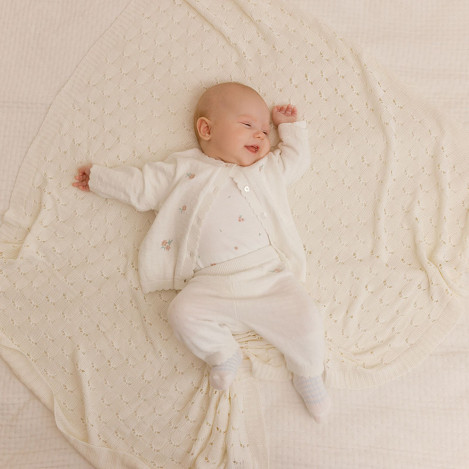 Ританки, цвят: Бял