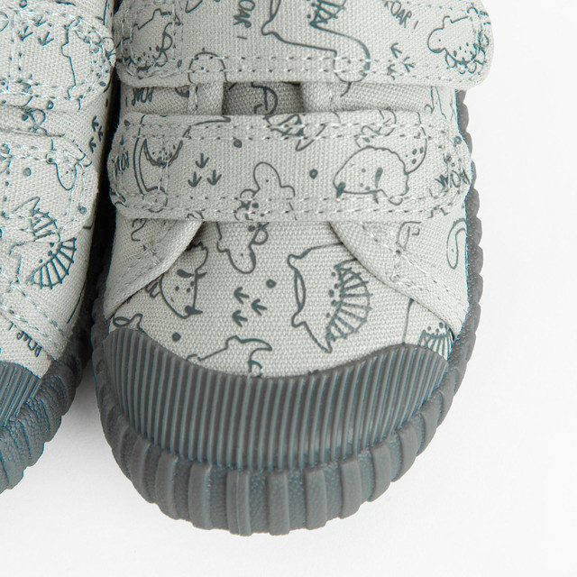 Кецове, цвят: Сив