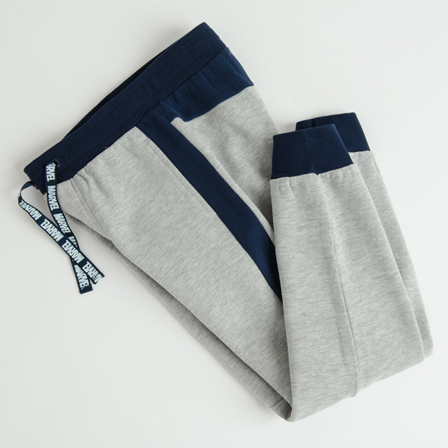 Спортен панталон MARVEL COMICS, цвят: Микс