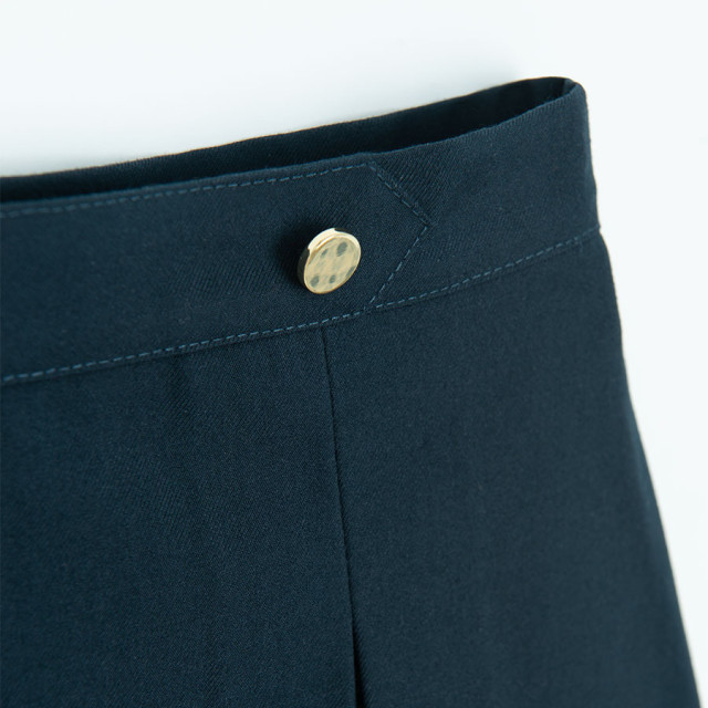 Пола, цвят: Морско син