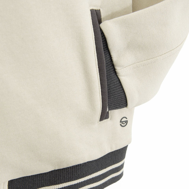 Яке, цвят: Бежов