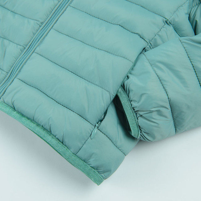 Яке, цвят: Тюркоазен