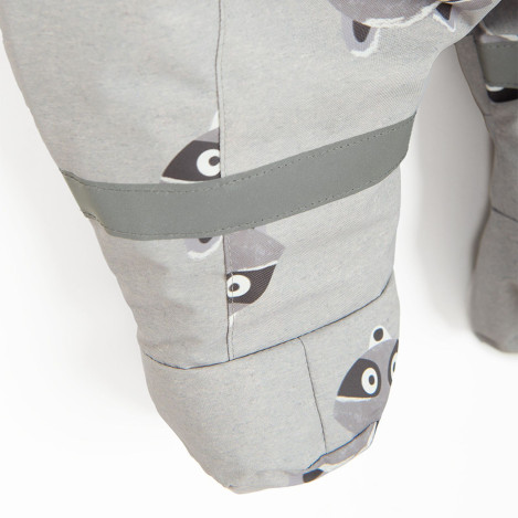 Космонавт, цвят: Сив