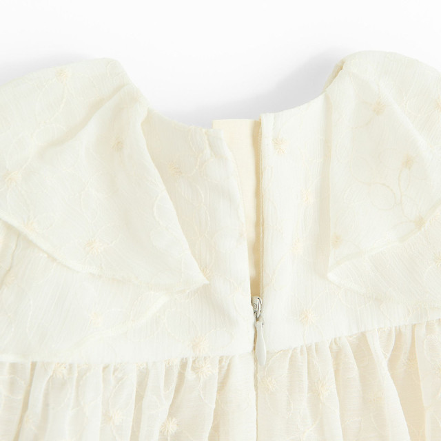 Рокля с дълъг ръкав, цвят: Бял