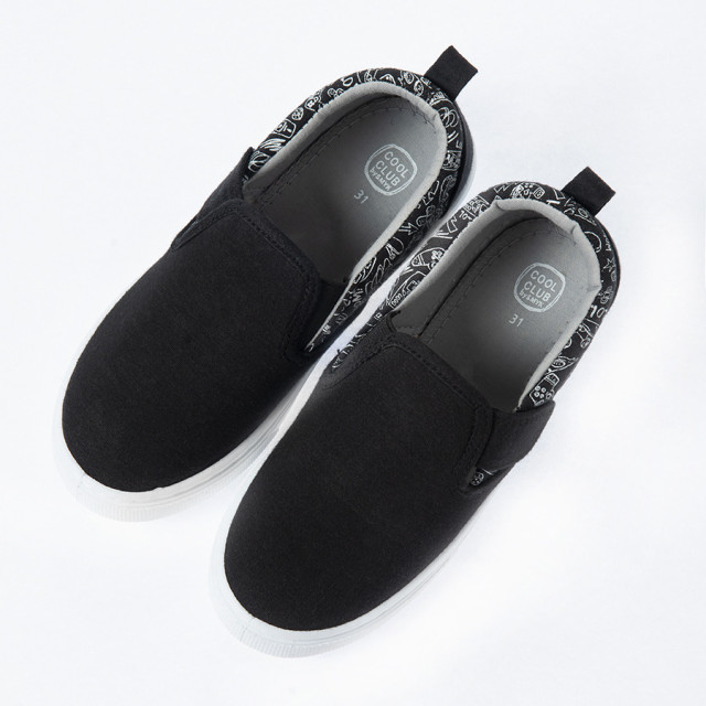 Кецове, цвят: Черен