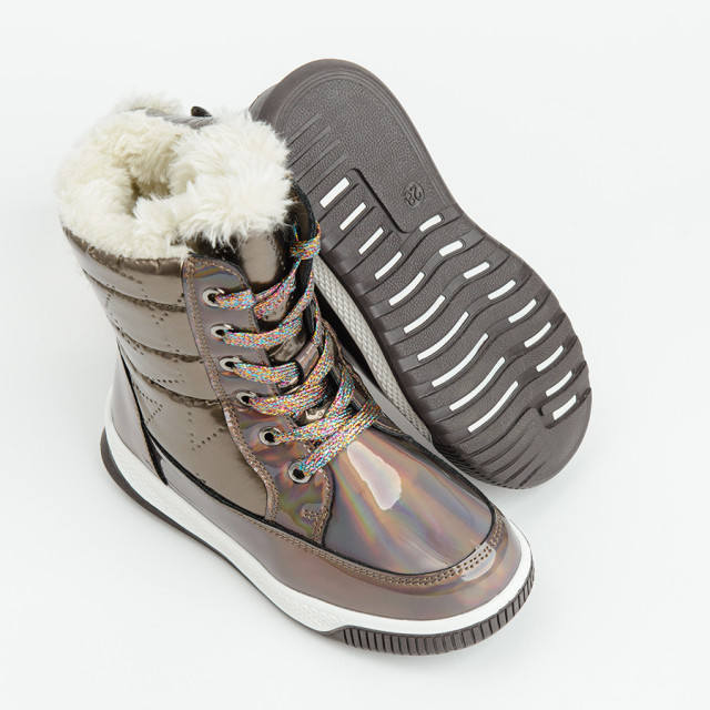 Ботуши, цвят: Бежов