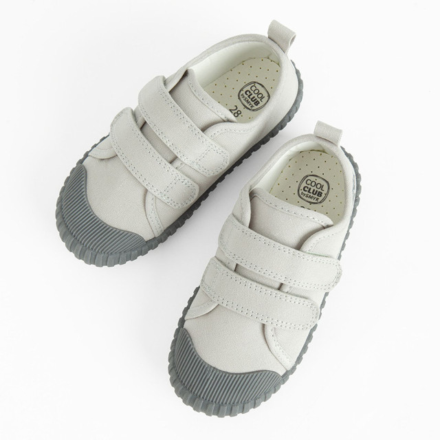 Кецове, цвят: Сив