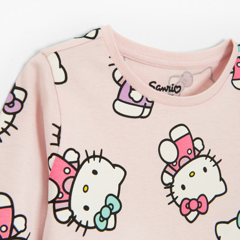 Пижама 2бр. HELLO KITTY&FRIENDS, цвят: Микс