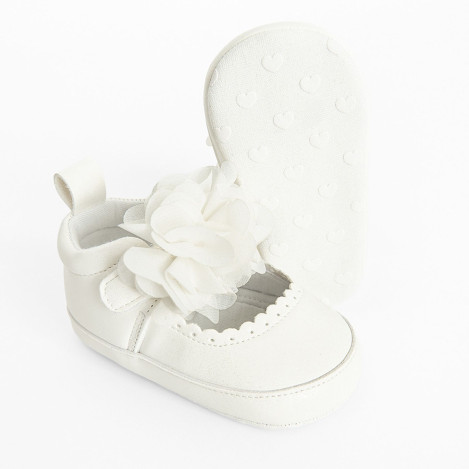 Пантофи, цвят: Бял