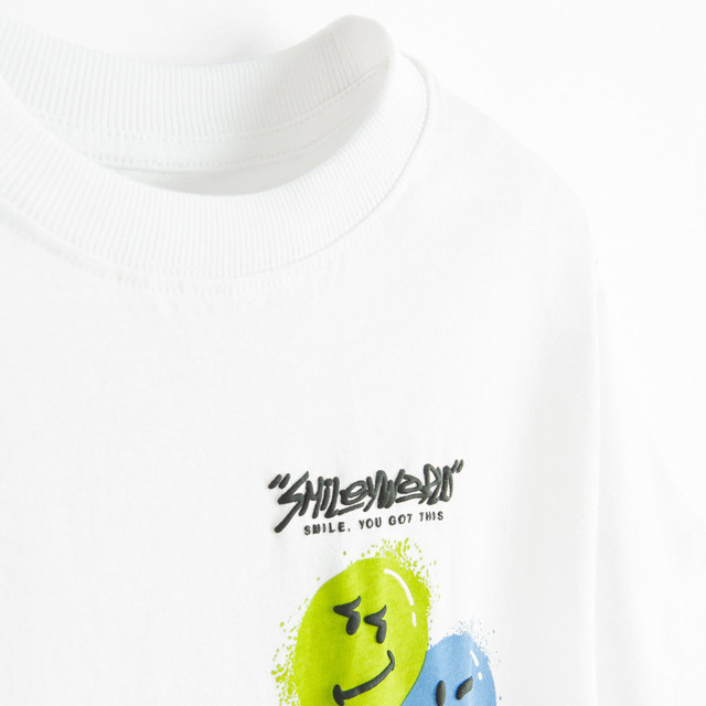 Тениска с къс ръкав SMILEY, цвят: Мръсно бял