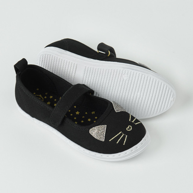 Пантофи, цвят: Черен