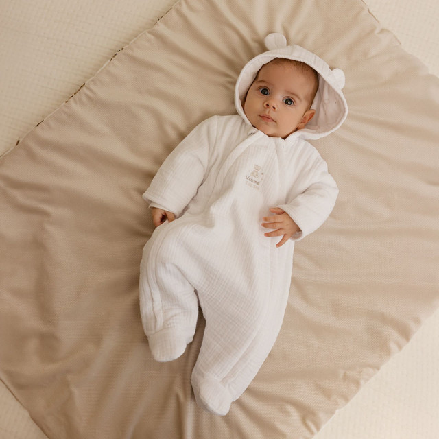 Ескимос, цвят: Бял