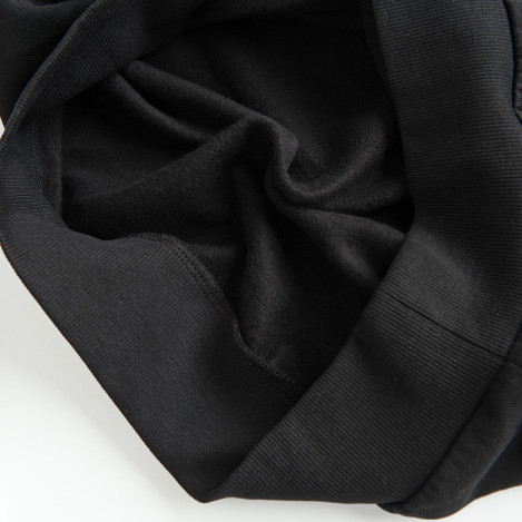 Суитчър, цвят: Черен