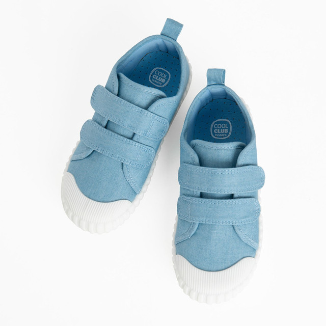 Кецове, цвят: Син