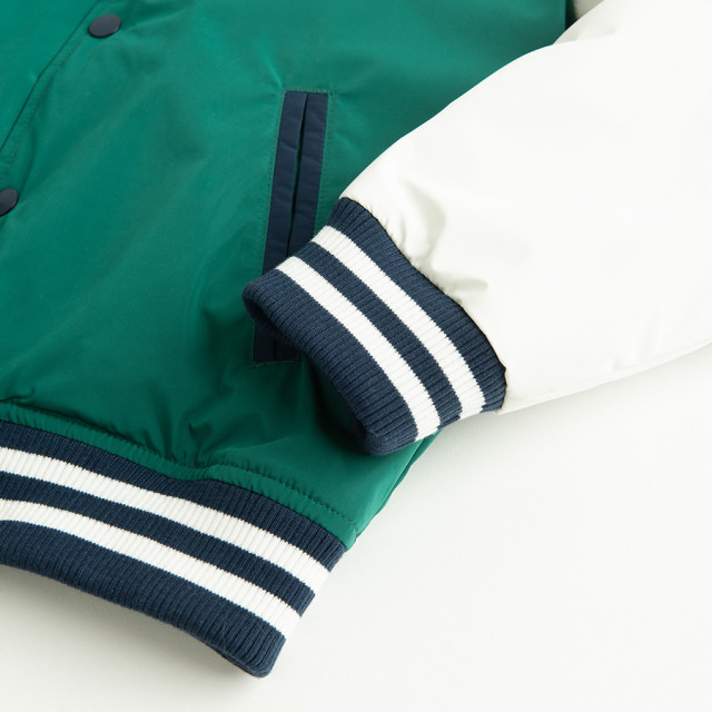 Яке, цвят: Зелен