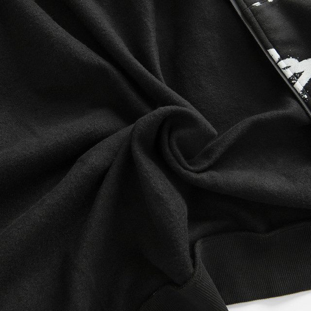 Суитчър, цвят: Черен