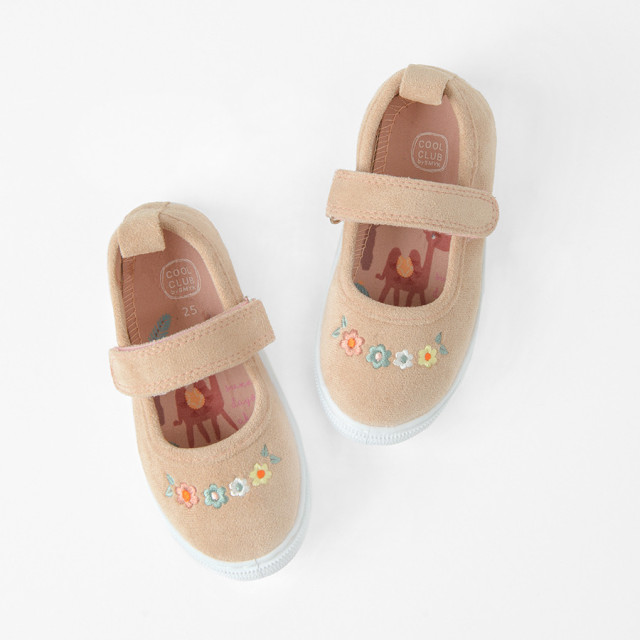 Пантофи, цвят: Бежов