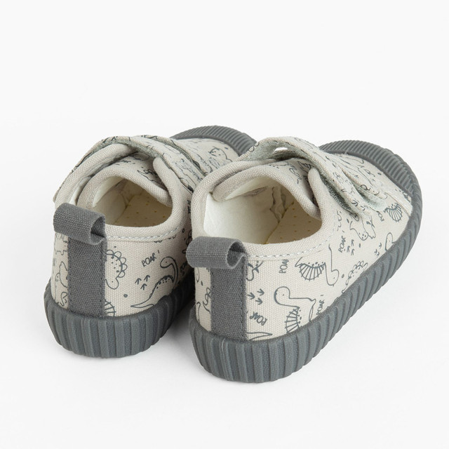 Кецове, цвят: Сив