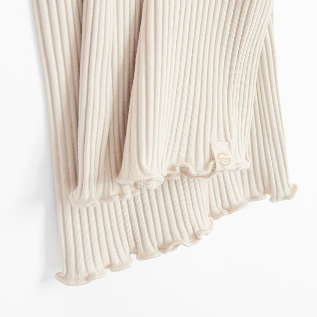 Клин, цвят: Бежов