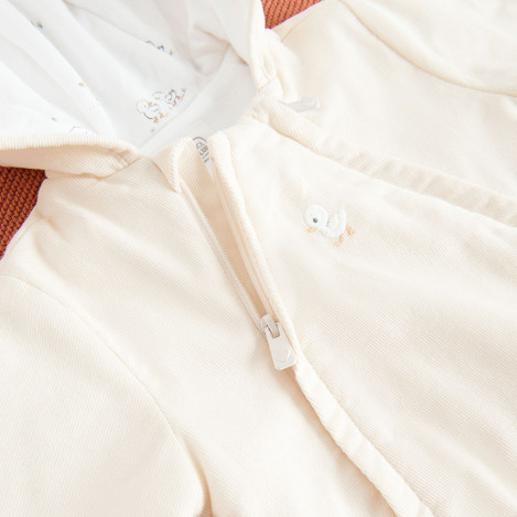 Ескимос, цвят: Бежов