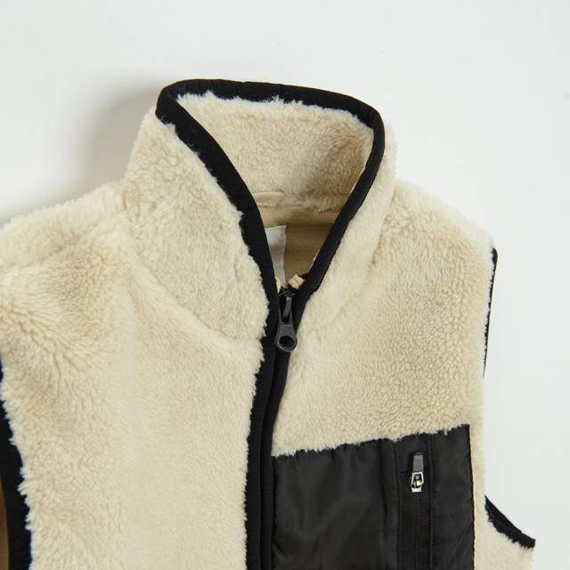 Елек, цвят: Екрю