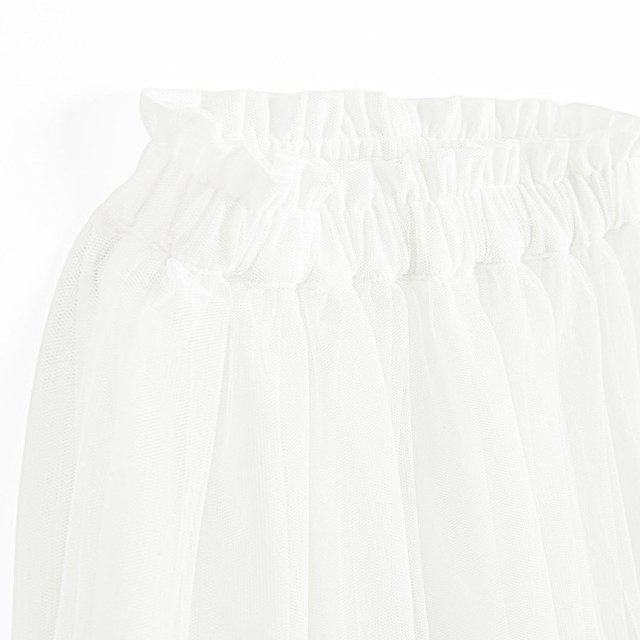 Пола, цвят: Бял