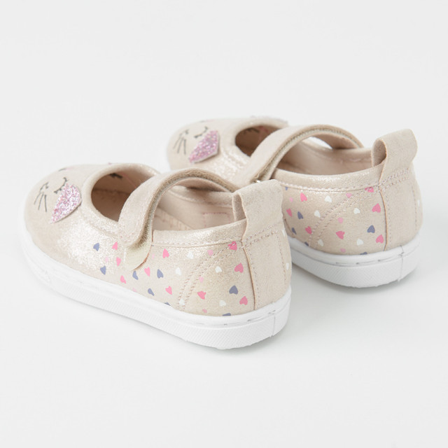 Пантофи, цвят: Бежов